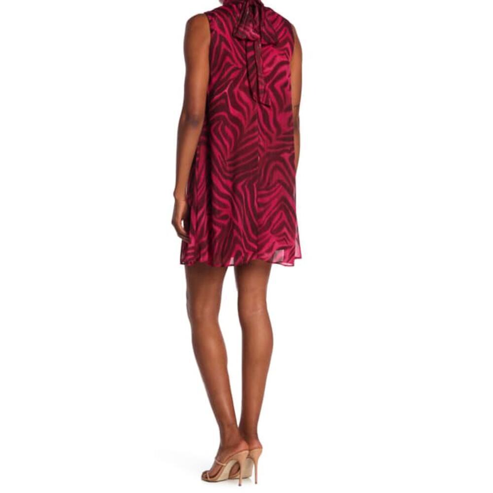 New London Times Women's Tiger Print Mock Neck Bowtie Swing Mini Dress - Picture 3 of 9